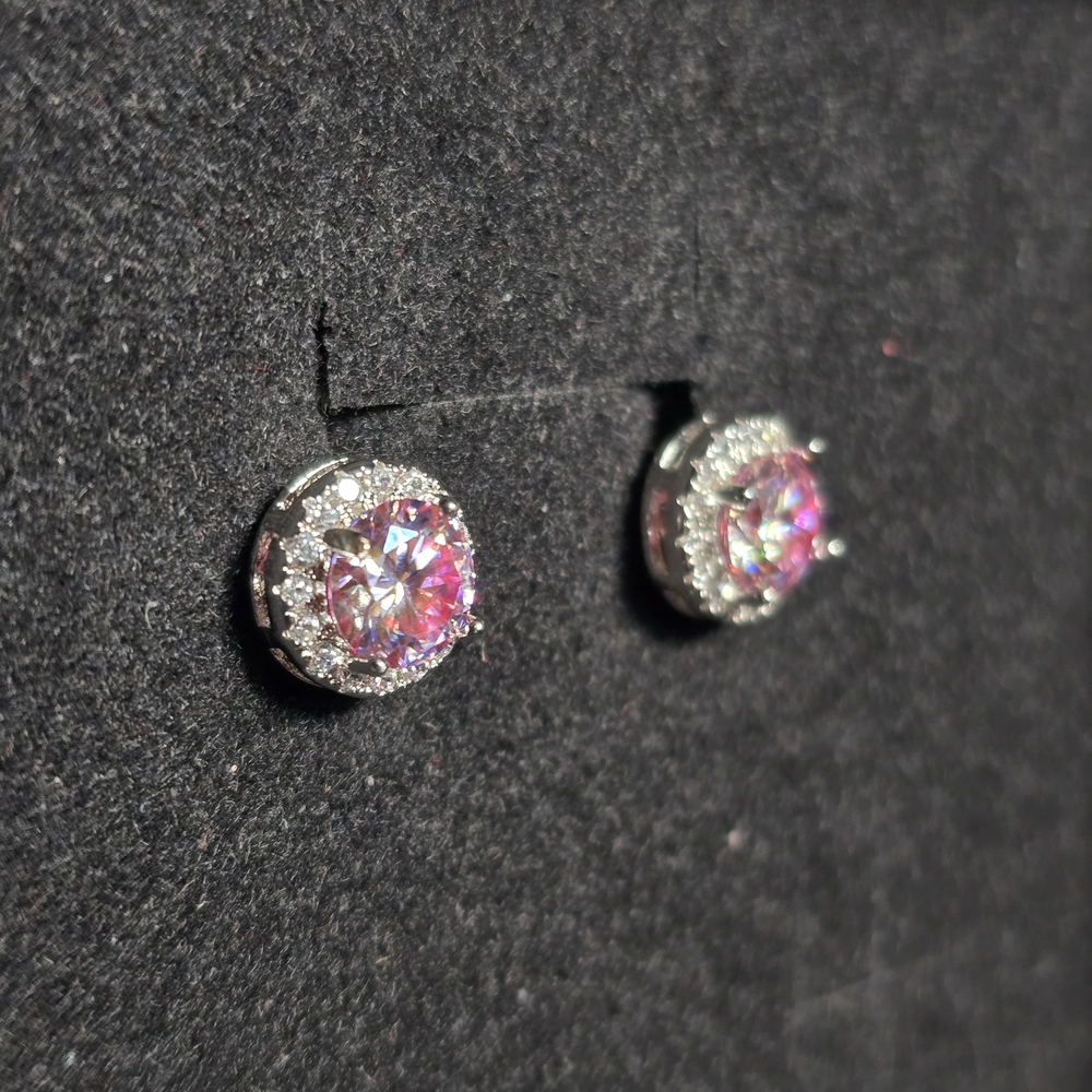 .5 Ct Pink and Silver Moissanite Halo Earrings - Picture 4 of 5